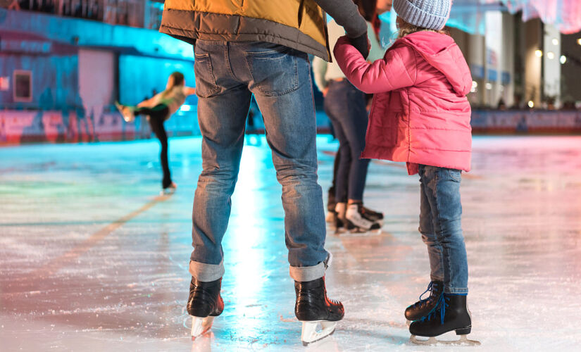 Pista de patinação no gelo está disponível desde o último domingo (21/9) e segue até o dia 2 de novembro
