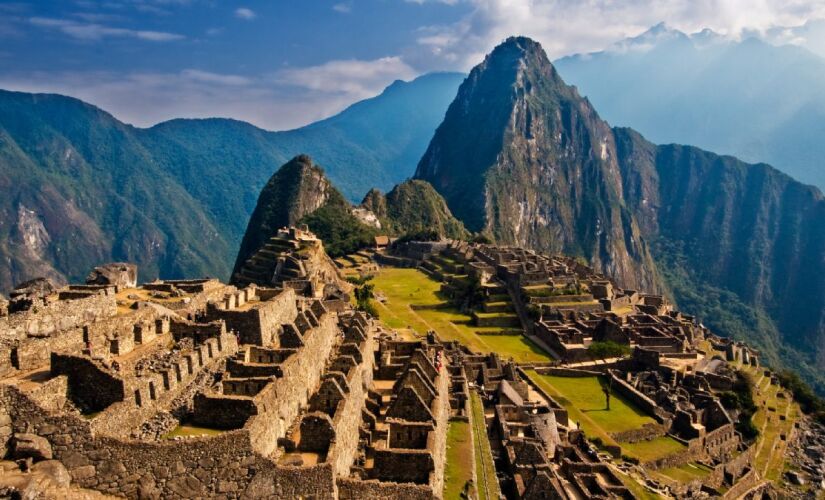 Nenhuma viagem ao Peru está completa sem conhecer Machu Picchu, a "cidade perdida dos incas" e Patrimônio Mundial da UNESCO