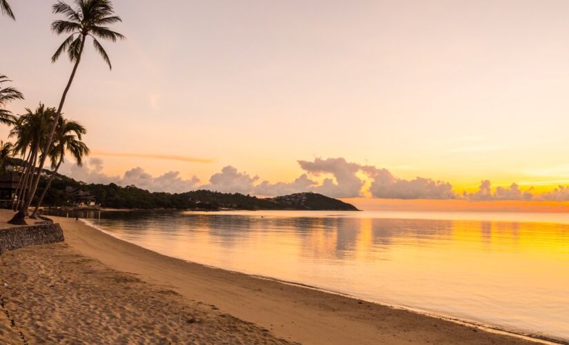 Cidade reúne praias secretas, patrimônio do século XVII e biodiversidade rara