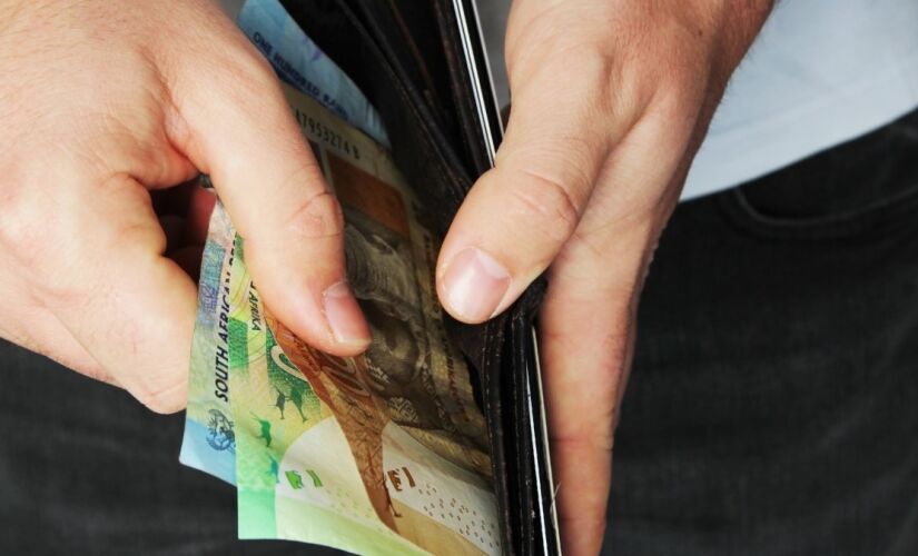 Salário médio do brasileiro aumento 3,7% em relação ao ano de 2023