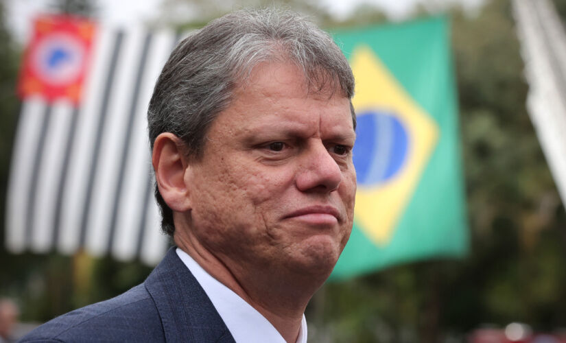 Tarcísio criticou a possibilidade de prorrogação antecipada do contrato da empresa