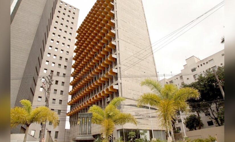 Salários vão de R$ 1,3 mil a R$ 6,9 mil; inscrições até 27 de outubro