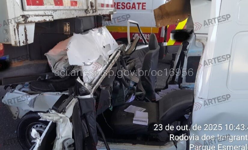 Acidente aconteceu na alça de acesso para a rodovia dos Imigrantes