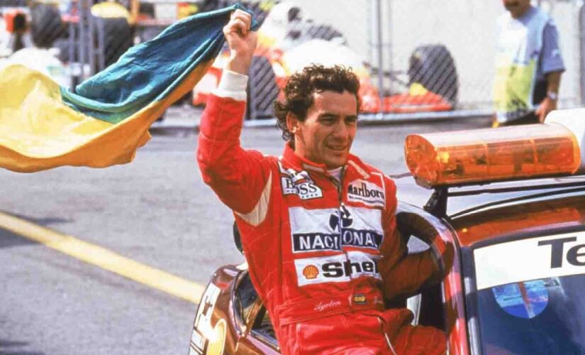 Ambos os relógios vêm em uma embalagem especial, inspirada nas cores do capacete de Ayrton Senna