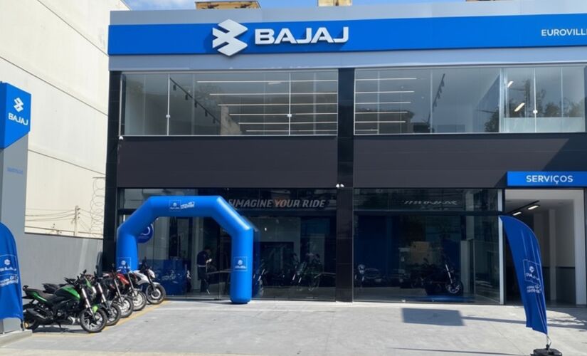 Bajaj vendeu 34.883 motos desde a chegada da marca no Brasil em 2022