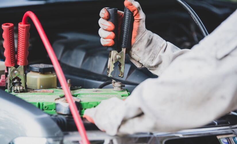 De acordo com as montadoras, a vida útil média de uma bateria híbrida é de 8 a 15 anos, ou entre 150 mil e 200 mil quilômetros rodados.