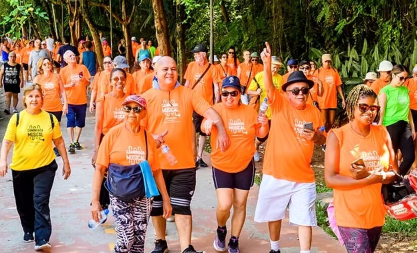 Caminhada convida o público idoso a passar por três pontos turísticos do Ipiranga