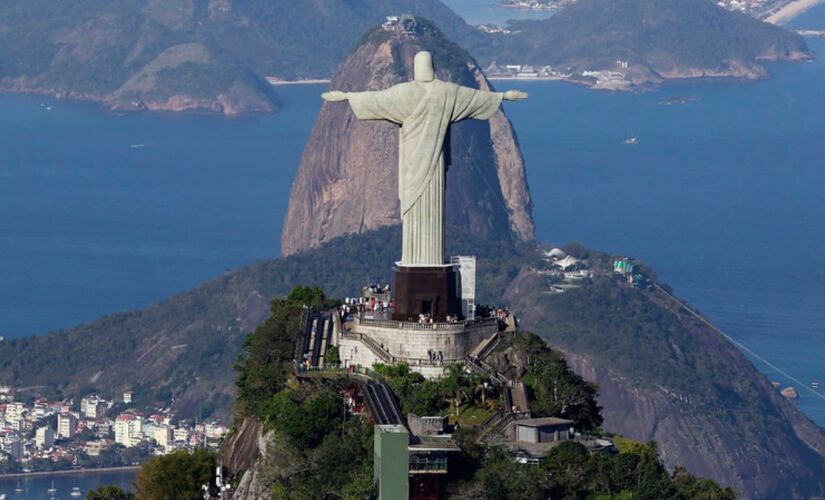 Comando Vermelho, as milícias e outras facções já controlam cerca de um quarto do território carioca