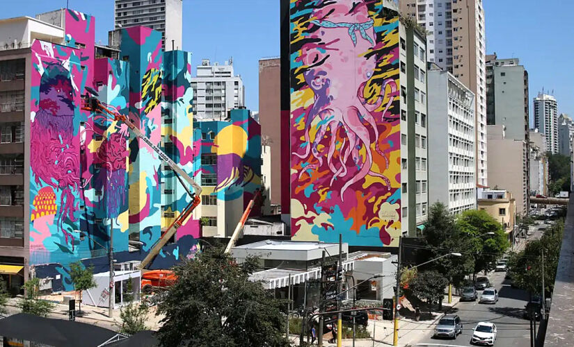 Evento traz quatro empenas, instalações interativas e obras de 19 artistas em São Paulo