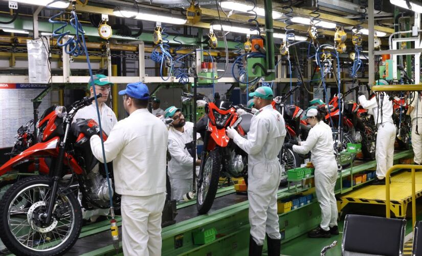 Plano inclui lançamento de novos modelos e modernização da linha de produção