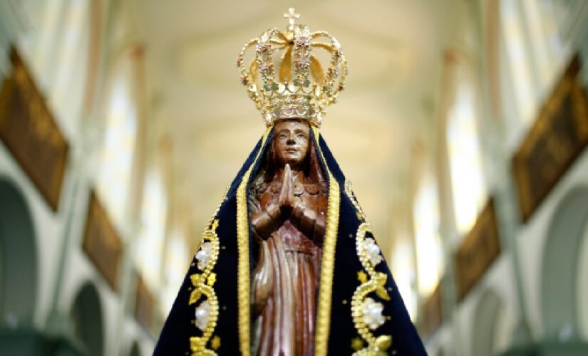 Por ter aparecido aos pescadores, a santa passou a se chamar de Nossa Senhora Aparecida