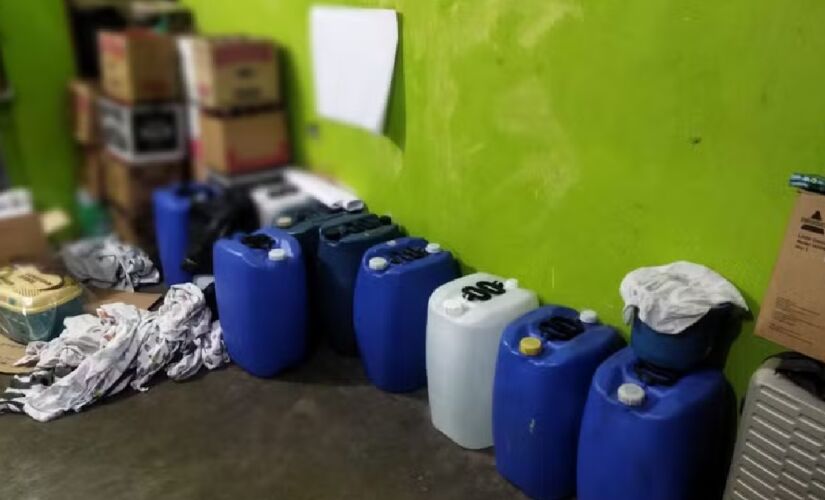 Polícia cumpriu mandados de busca e apreensão e desmantelou a fábrica em São Bernardo