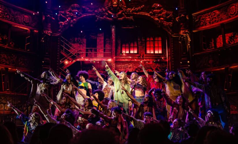 Ingressos para o musical 'Hair' custam a partir de R$ 20
