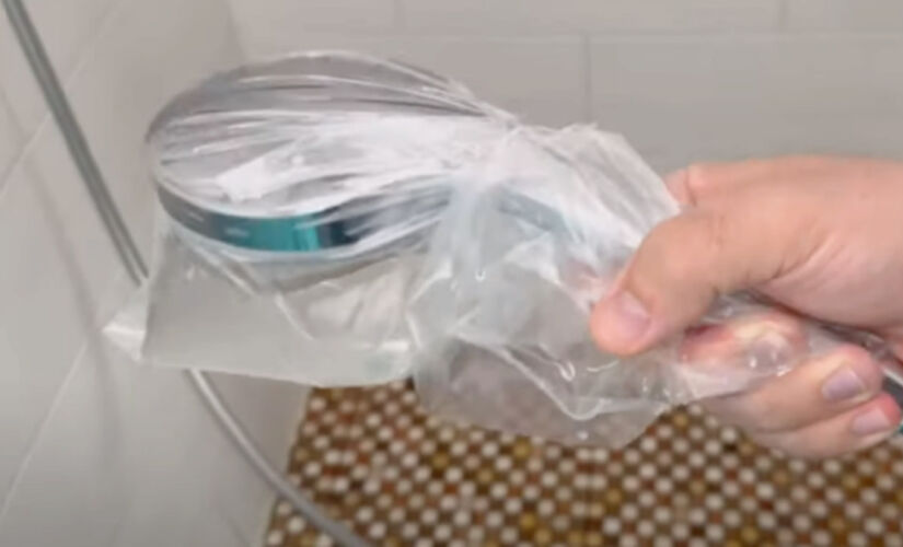Solução caseira viraliza como o método mais simples para remover avarias e deixar os jatos livres.