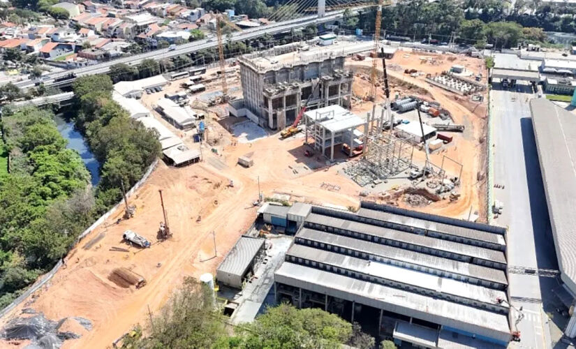 Usina vai processar até 870 toneladas de resíduos por dia, vindos de Barueri, Santana de Parnaíba e Carapicuíba