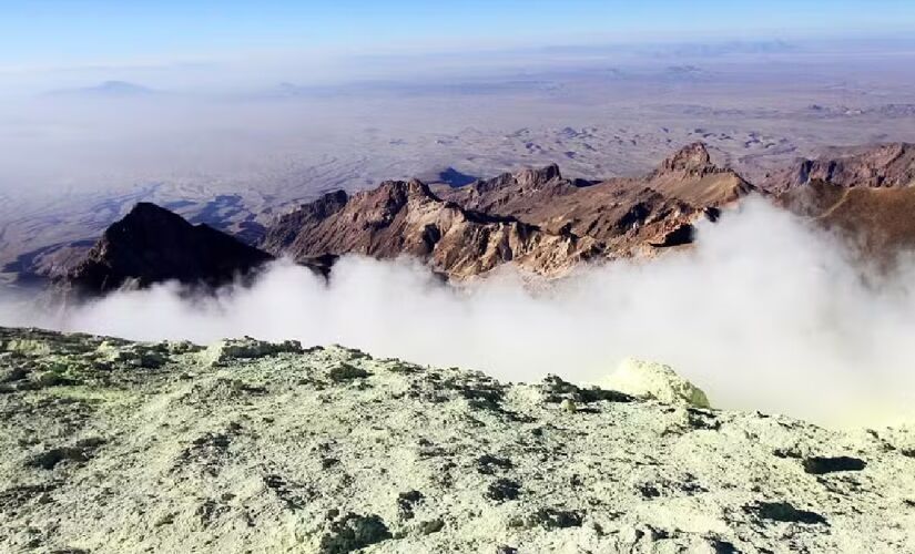 O Taftan é o único membro ativo do arco vulcânico continental de Makran