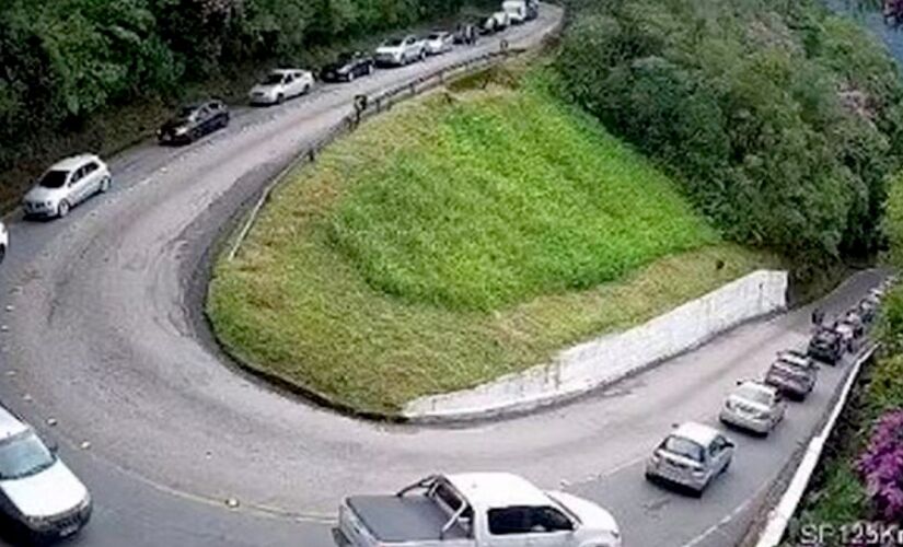 Motoristas são orientados a usar freio motor e redobrar atenção na descida para o litoral norte