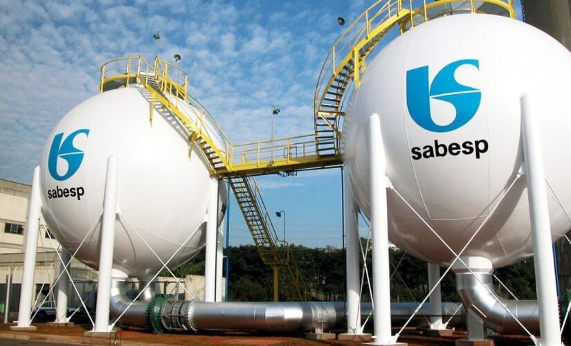 Interessados devem ir presencialmente entre os dias 28 e 30 de outubro, das 9h às 17h, com documentos e currículo