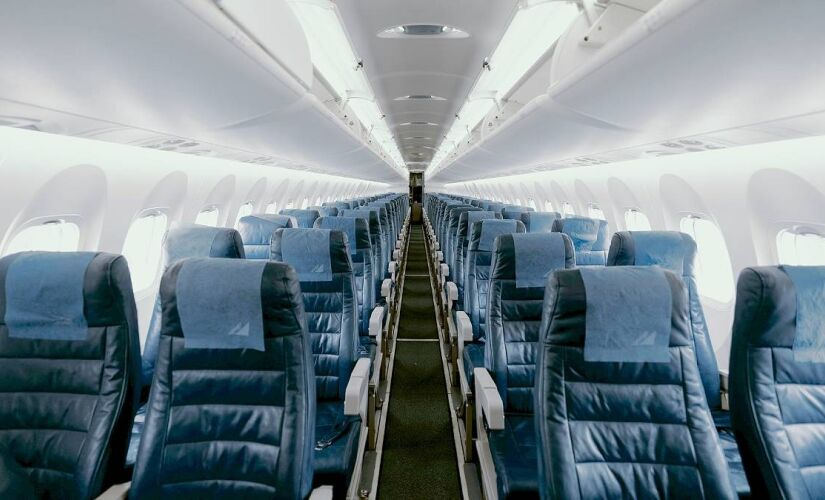 Medida foi incluída no projeto que já garantia a gratuidade da bagagem de mão, ampliando os direitos dos passageiros