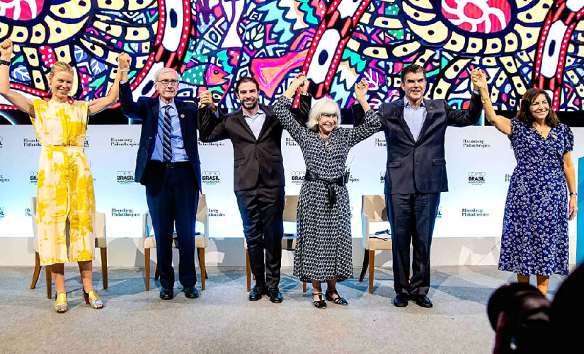 Encontro de líderes subnacionais marca contagem regressiva para a COP30 em Belém; Helder Barbalho reforça necessidade de união entre justiça climática e social