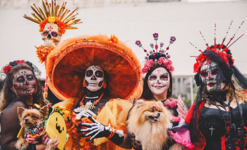 Festival Día de Muertos termina neste domingo com atrações grátis