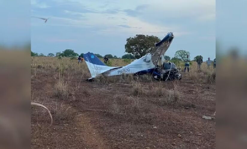 Piloto e passageiro morreram após a queda da aeronave