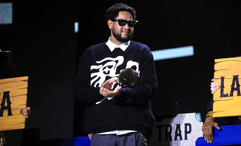 Lançamento une clássicos próprios com músicas dos Racionais