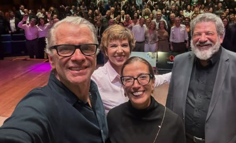 Bernardinho, Vanique, Ana Claudia e Cortella durante evento no Teatro B32