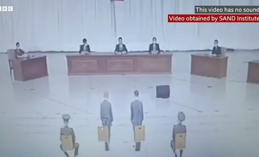 Mais de 200 pessoas foram obrigadas a comparecer e presenciar a execução do casal