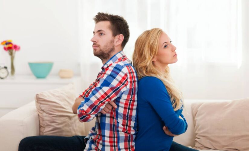 Psicóloga de Harvard revela os 8 hábitos de linguagem que danificam a conexão a longo prazo