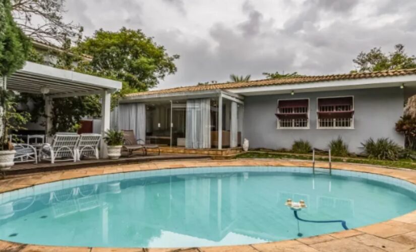 Imóvel está à venda por R$ 1,5 milhão, mas é avaliado em R$ 2,3 milhões