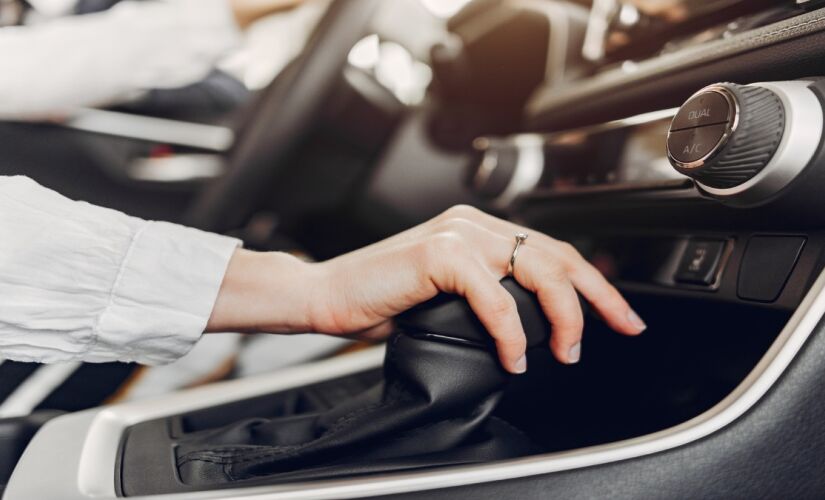 Saiba o que você não deve fazer com o seu carro automático