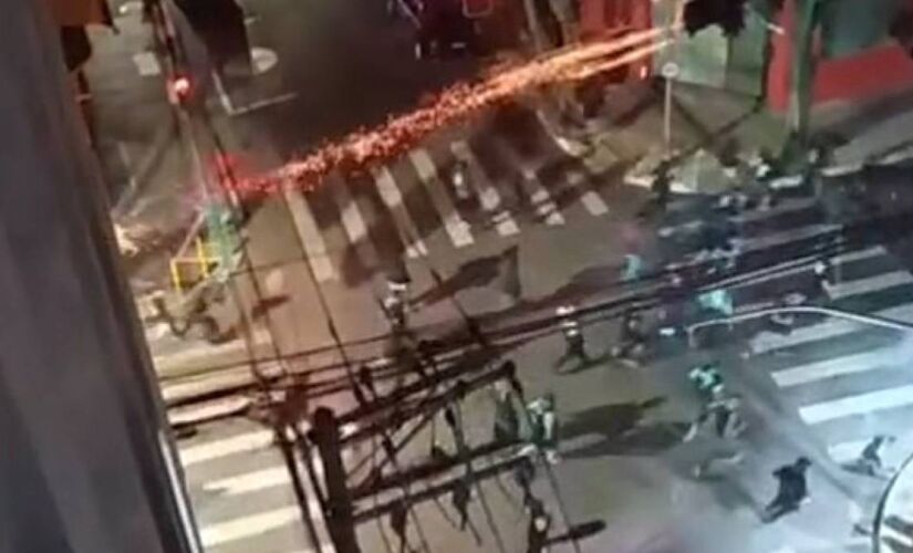 Conflito ocorreu na rua Conselheiro Carrão, segundo moradores