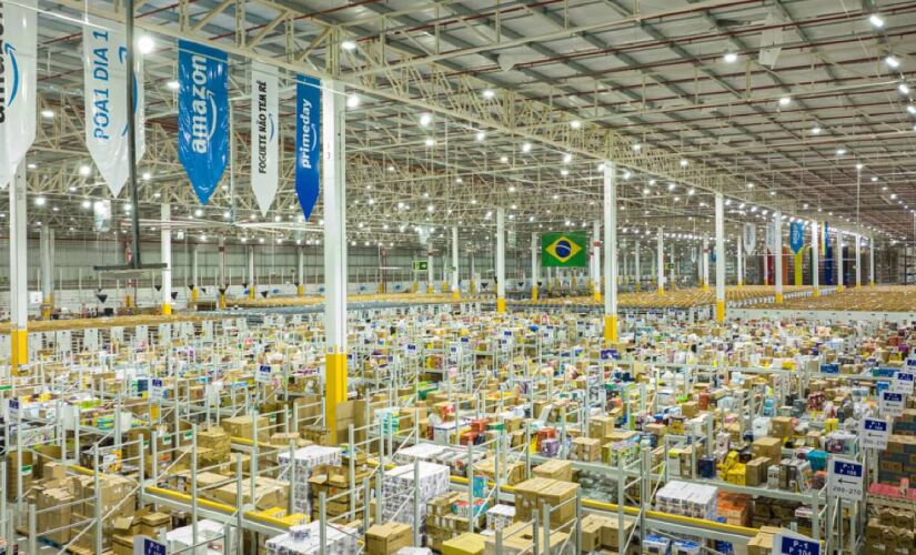 Com 250 polos logísticos espalhados pelo país, a empresa promete realizar a maior e mais rápida Black Friday da história