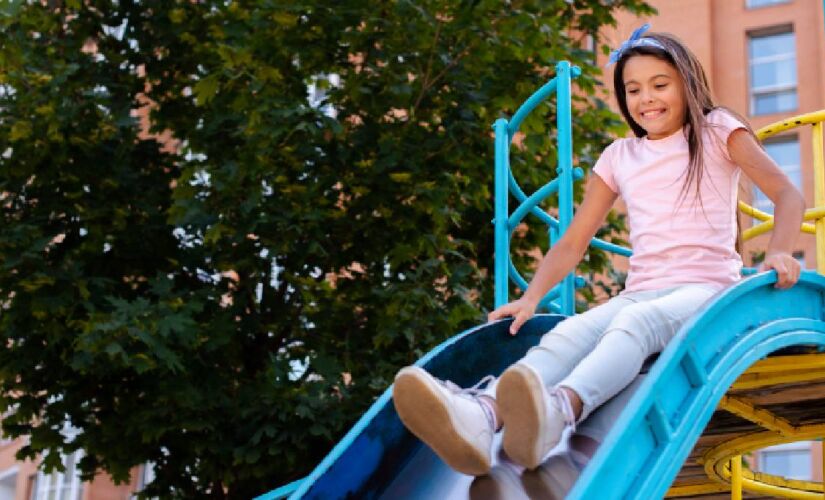 Multa varia de cinco (R$ 7.060) a 20 (R$ 28.240) salários mínimos