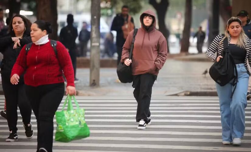 Com o calor, aumenta também a formação de nuvens mais carregadas e o risco de chuva forte
