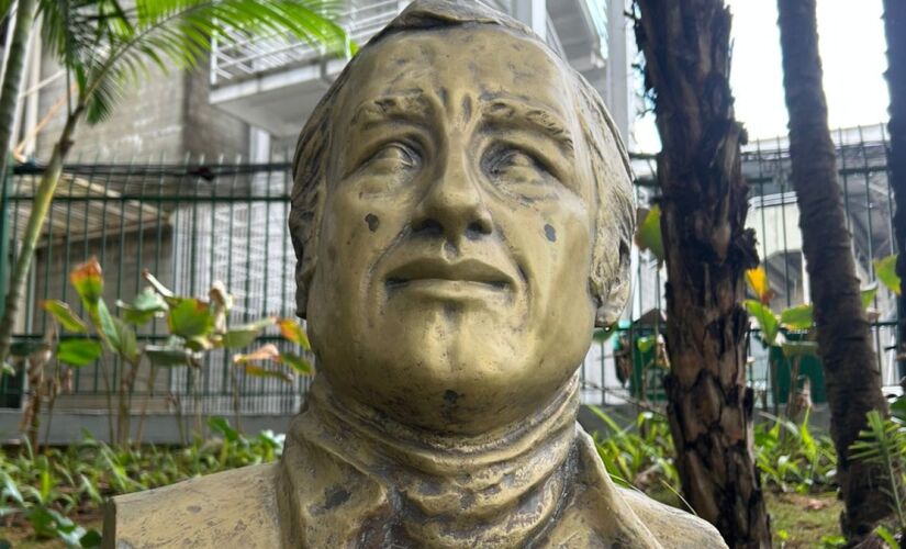 Busto de José Carlos Pace está no Autódromo de Interlagos