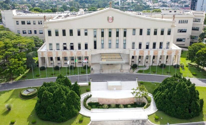 Inscrições seguem até dezembro para cargos nas áreas da segurança e da saúde; provas serão em 2026