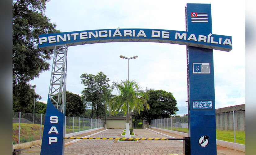 Fogo começou entre pertences de um preso