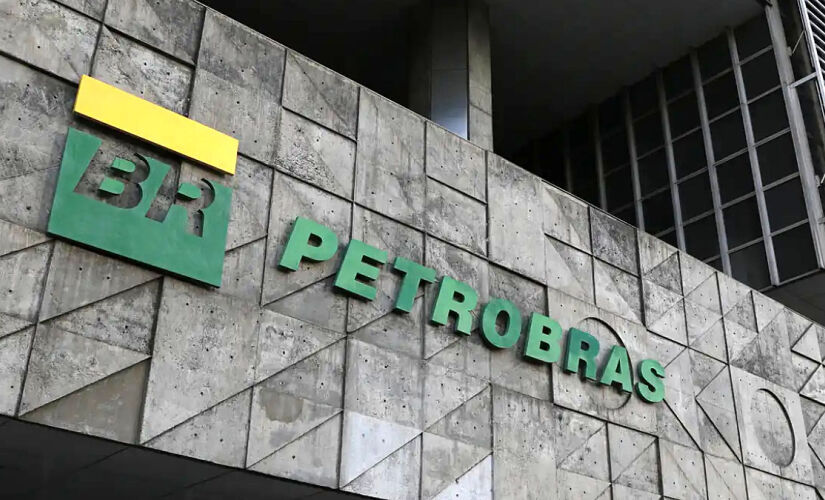 Petrobras busca não apenas expandir sua capacidade produtiva, mas também movimentar a economia