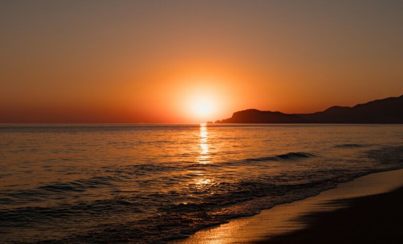 Resolvi propor esse desafio a mim mesmo: vigiar minhas conversas, pensamentos e atitudes para me manter em um estado de espírito leve, sóbrio e bem-humorado