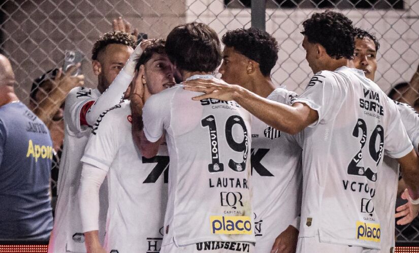 Rollheiser brilhou mais uma vez para o Peixe