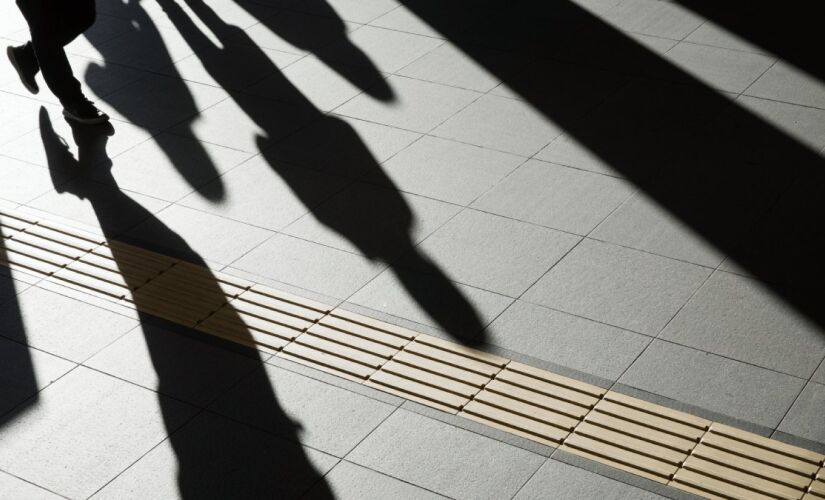 Empresas de "mudança noturna" ajudam pessoas a abandonar suas vidas e garantir anonimato total