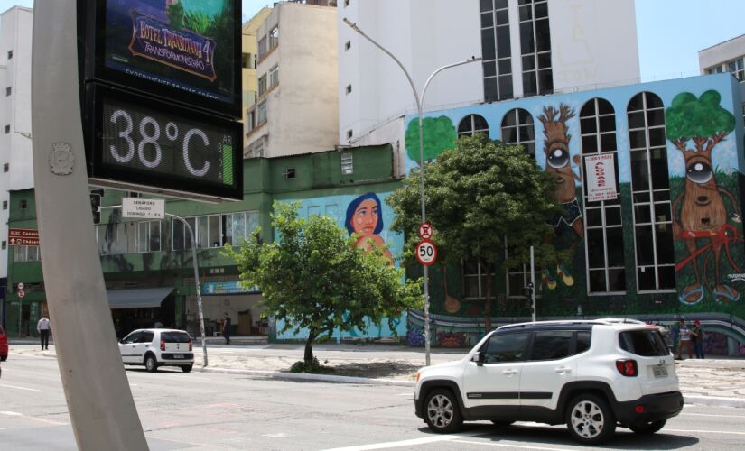 De janeiro a agosto, a temperatura média global ficou 1,42°C acima dos níveis pré-industriais