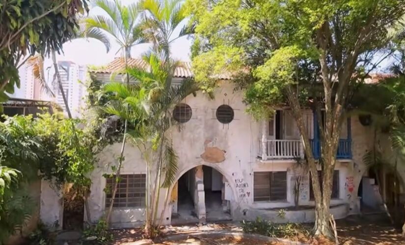 Se a vila voltará a ser habitada, se ganhará função cultural ou se será transformada em outro tipo de equipamento ainda é incerto.