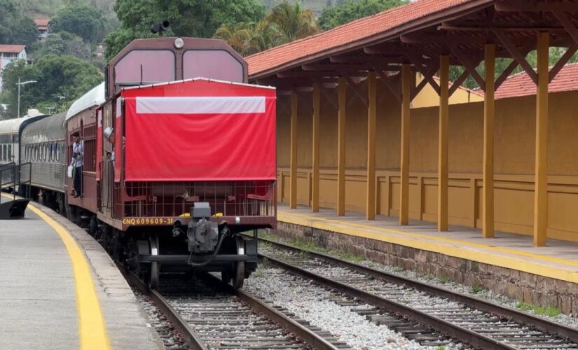 Esse passeio de trem está mais próximo do que você imagina