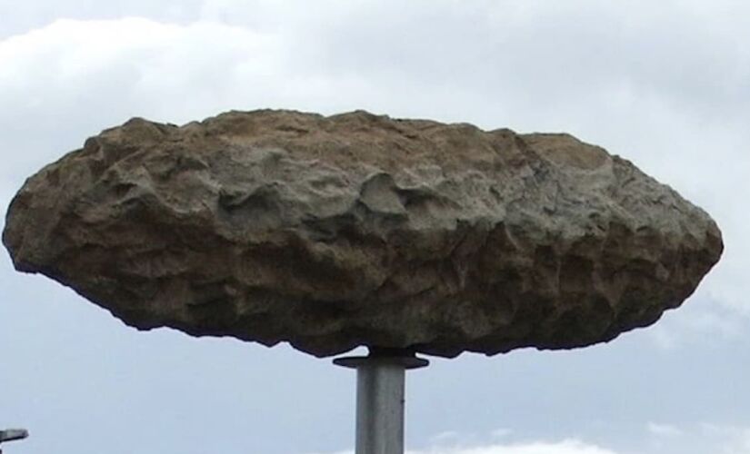 Existe monumentos curiosos em diversos Cantos do Brasil