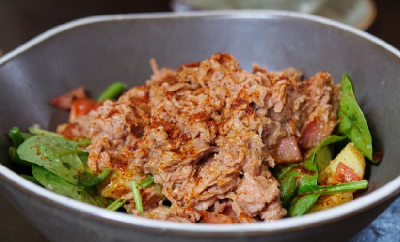 Atum e sardinha em lata mantêm nutrientes e são alternativas práticas ao peixe fresco