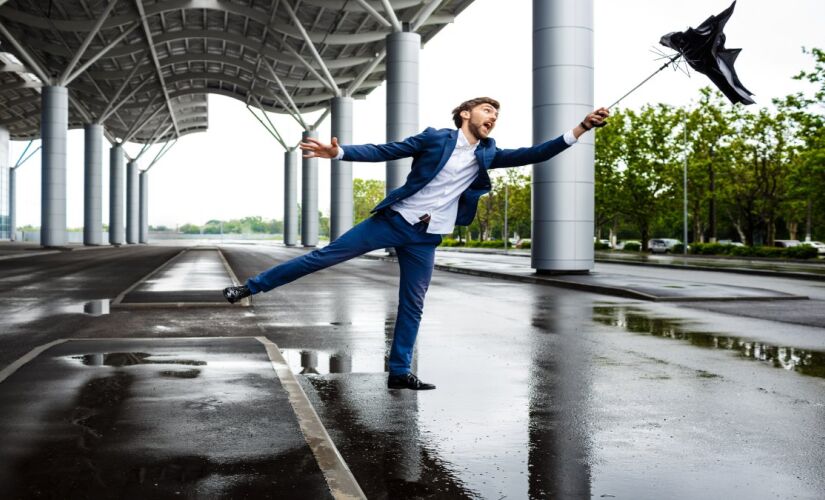Especialistas explicam quando o vento ganha força suficiente para causar quedas e acidentes