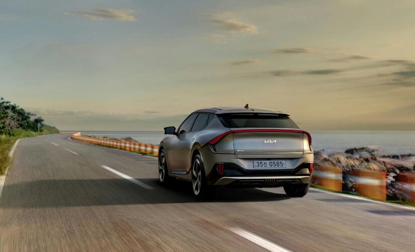 Motores elétricos são bem mais eficientes que motores a combustão